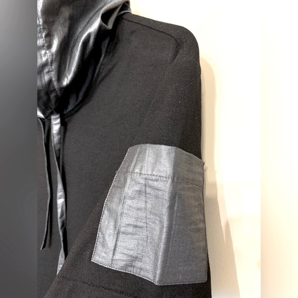 Armand Basi Hooded TShirt - Picture 5 of 7